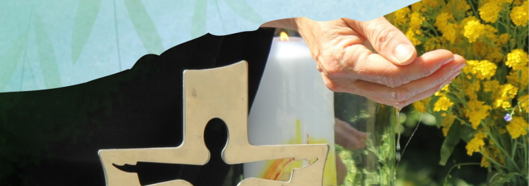 Ausschnitt taufende Hand