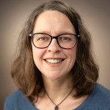 Porträt von Esther Schmidt